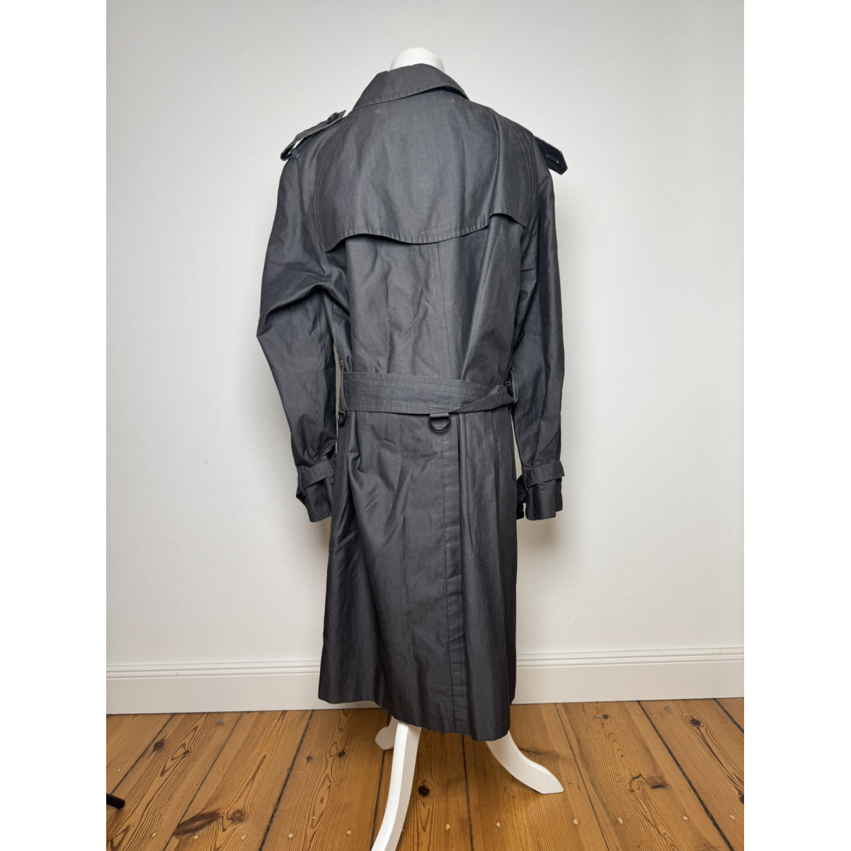 Burberry Sandringham Trench Coat image 3