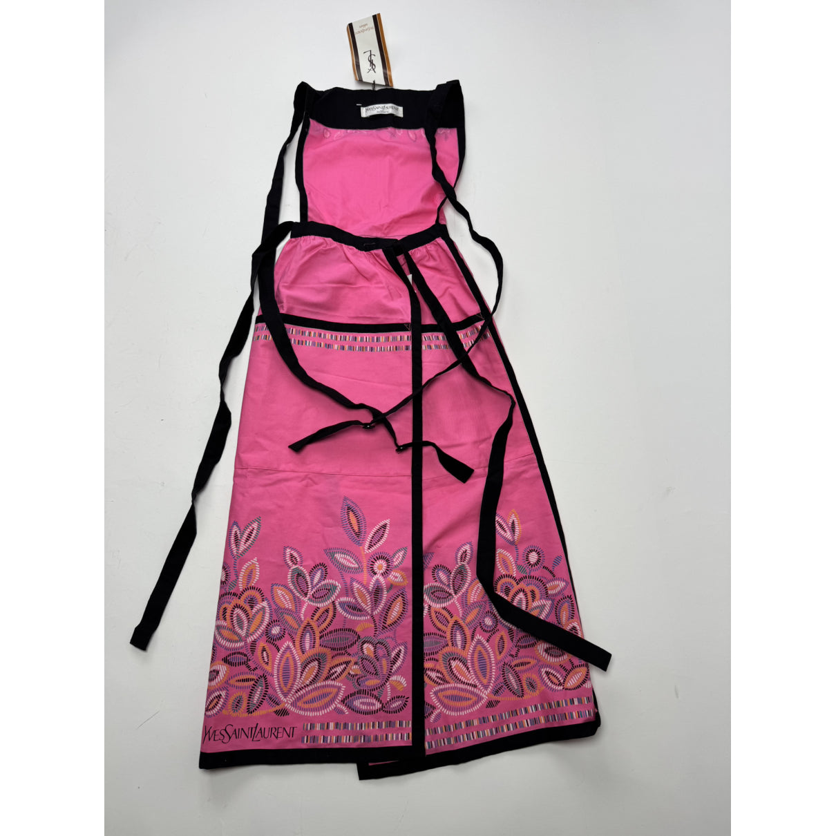 Yves Saint Laurent Dresse image 4