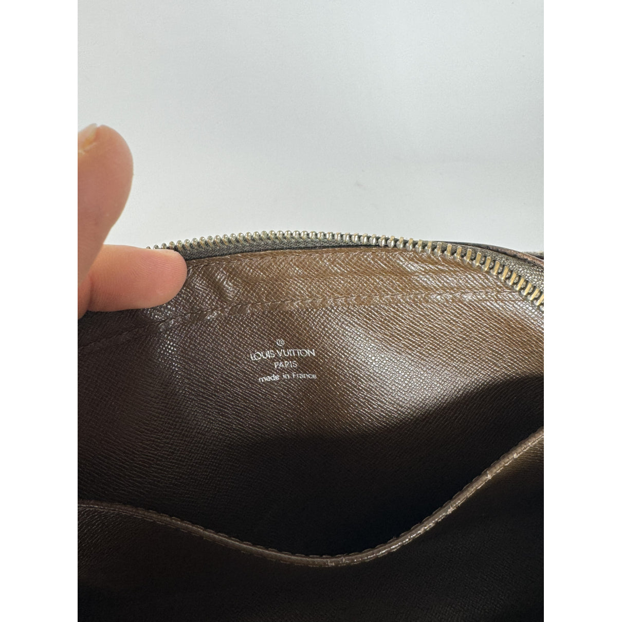 Louis Vuitton Saint Paul Purple Leather Clutch Bag image 3