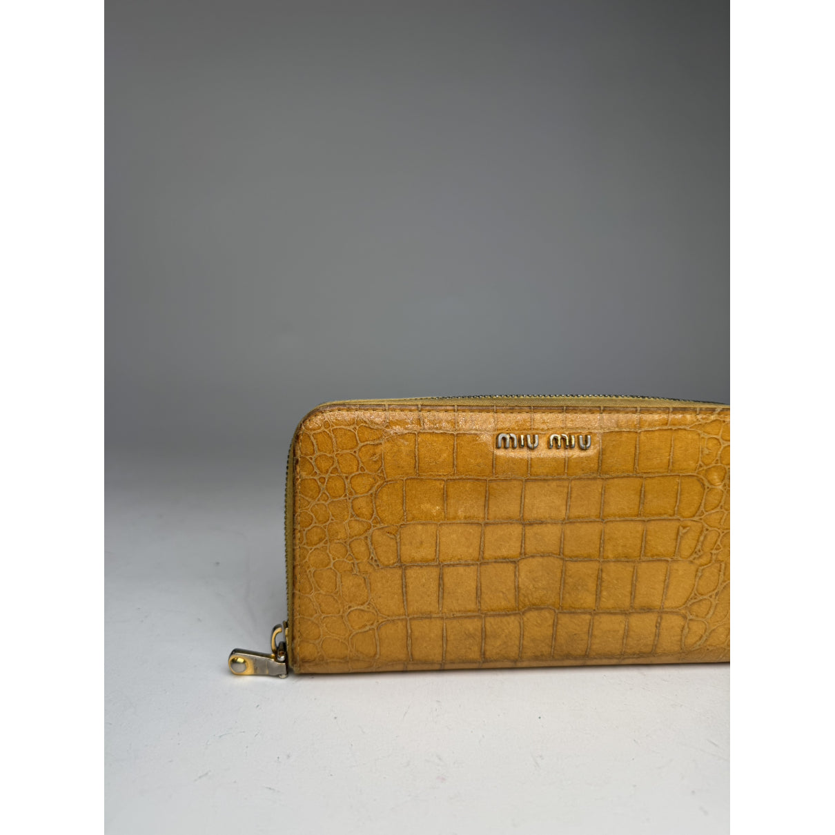 Miu Miu Wallet image 5