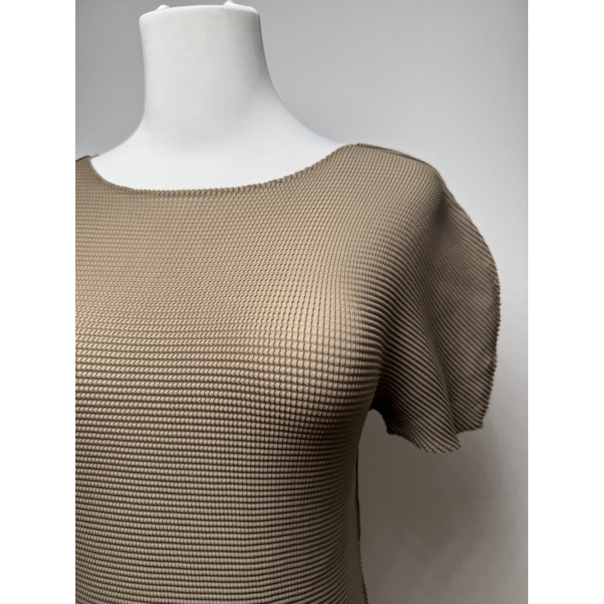 Issey Miyake Top image 3