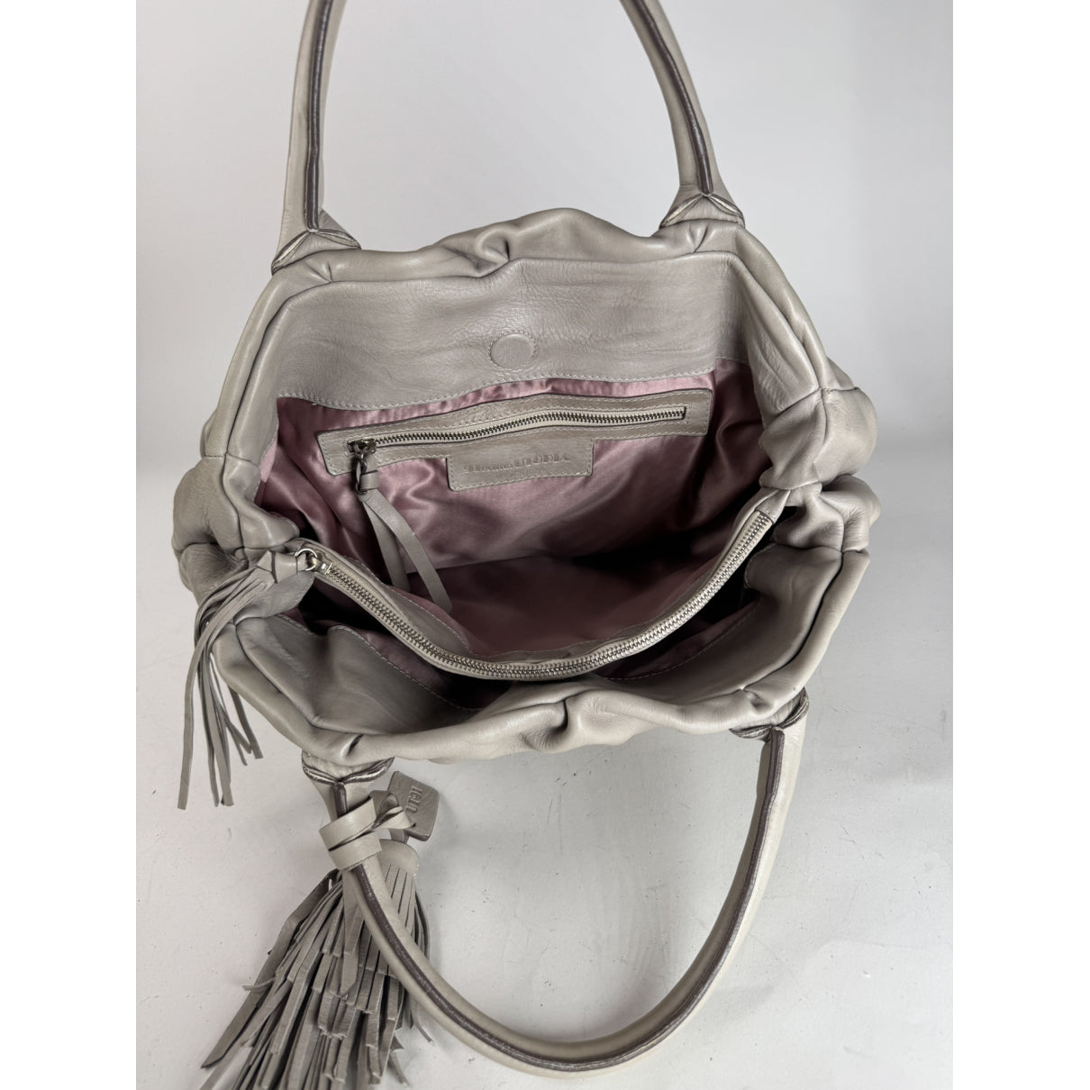 Non Signé / Unsigned Silver Leather Handbag image 3
