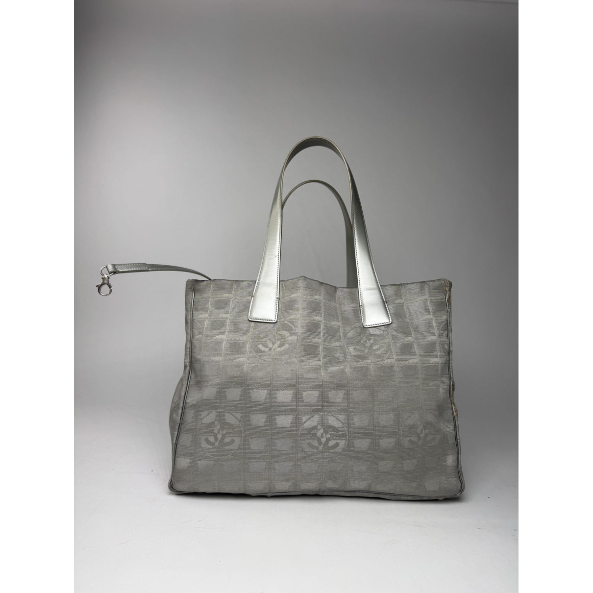 Chanel Silver Cotton Handbag image 5
