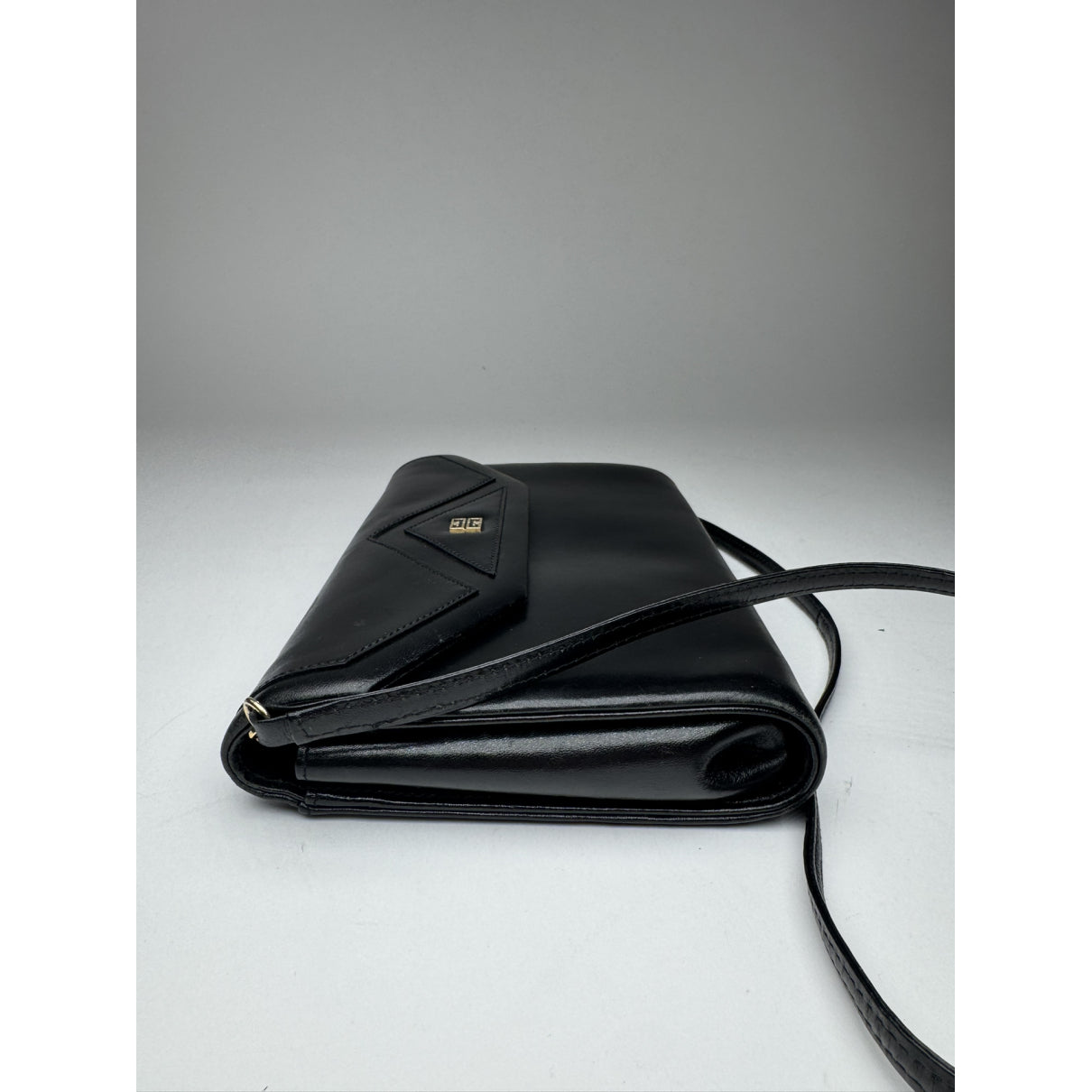 Givenchy 4G Black Leather Handbag image 2