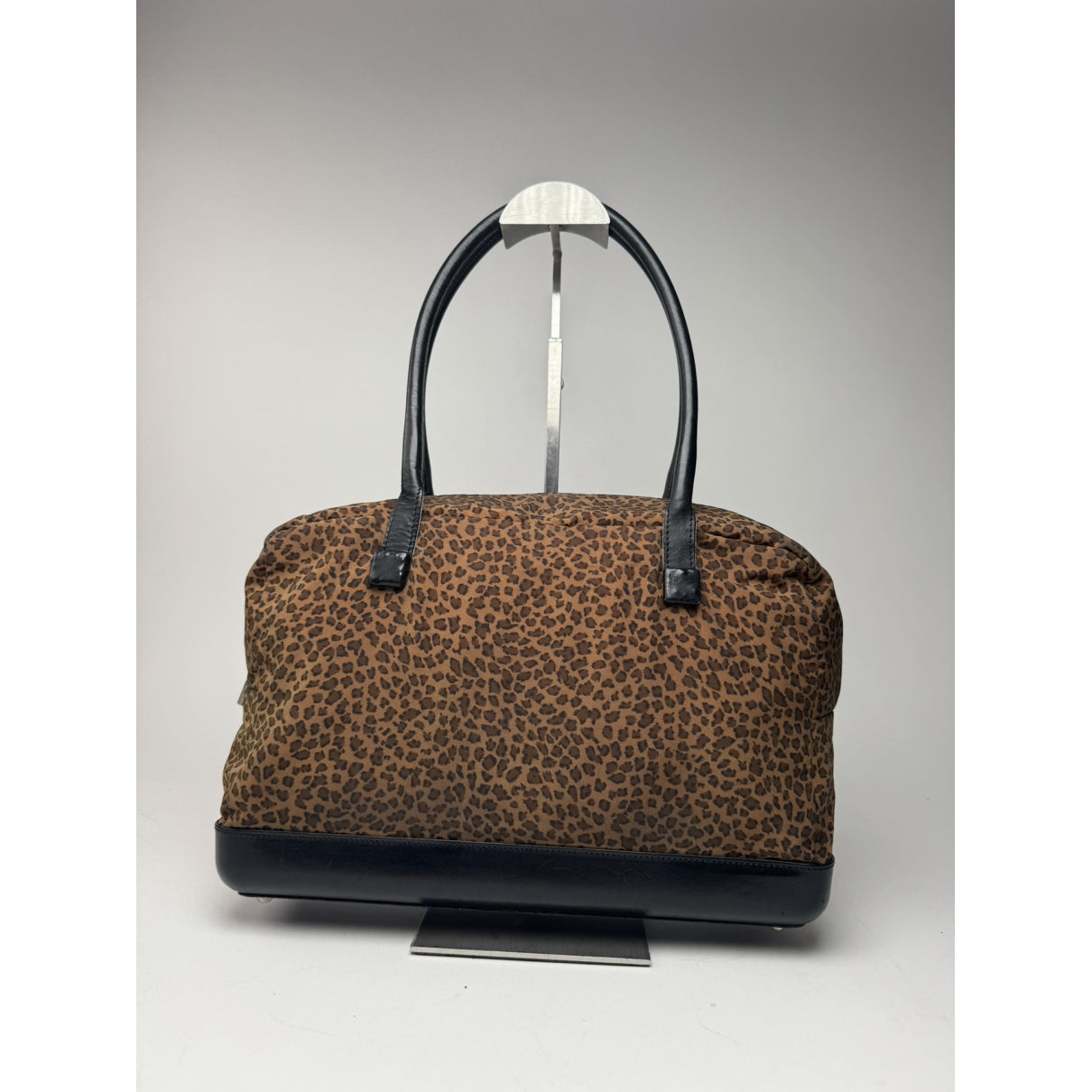 Bottega Veneta Arco Handbag image 5