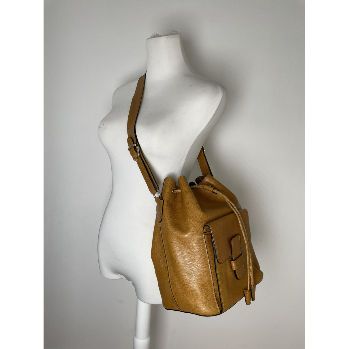 Celine SAC SEAU Handbag image 2