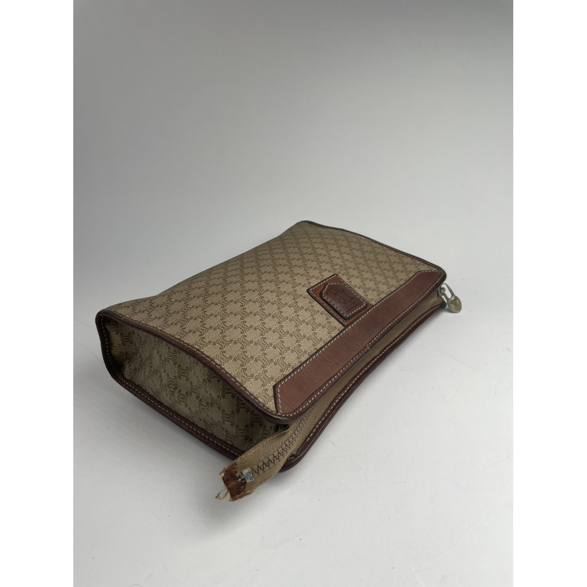 Celine Triomphe Beige Leather Clutch Bag image 4