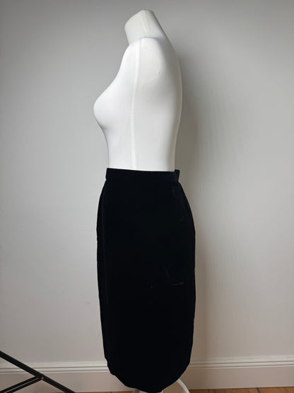 Vintage Dior velour Skirt black M