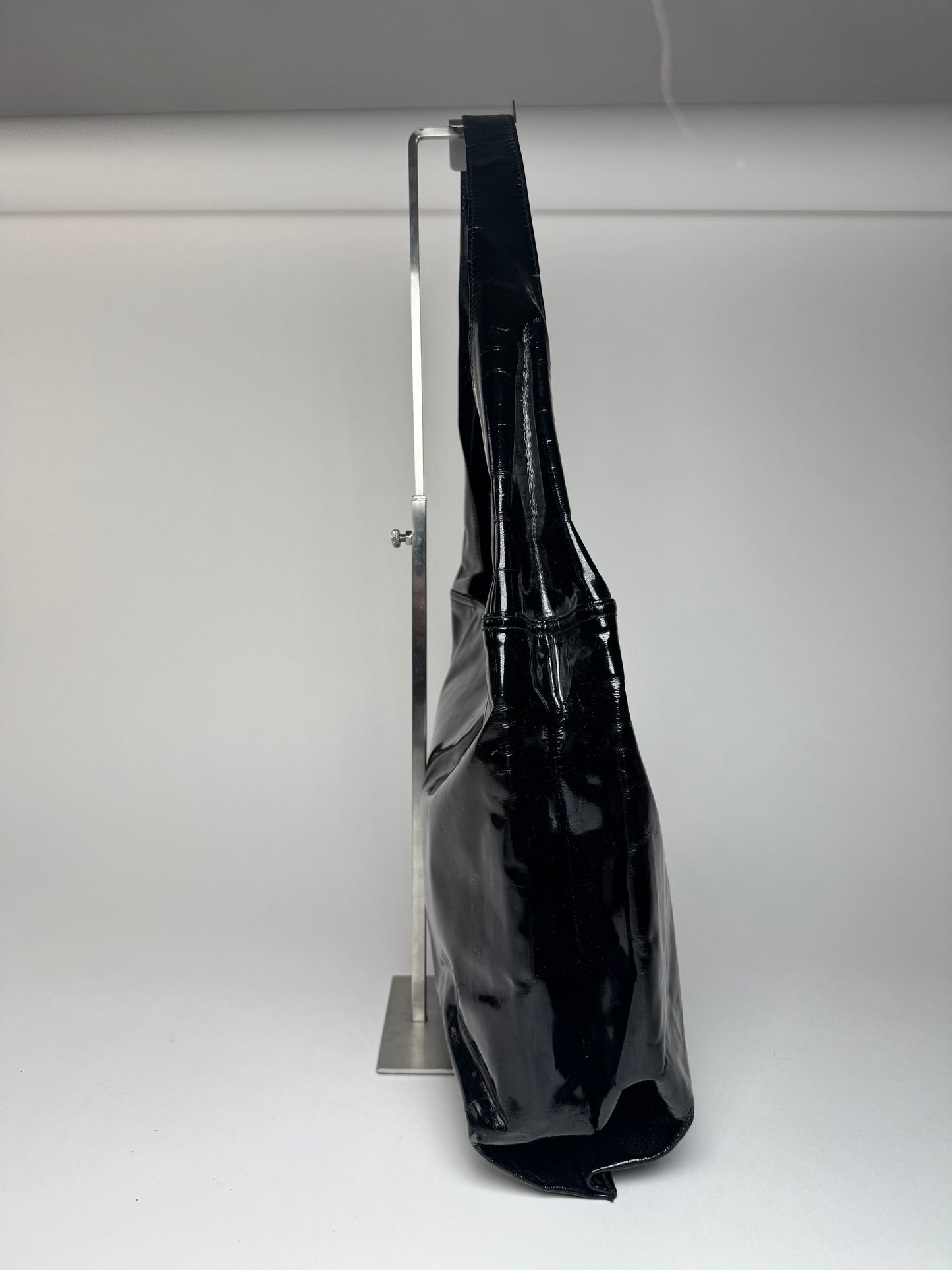 Vintage Gucci Tom Ford Patent Leather Shoulder Bag Black