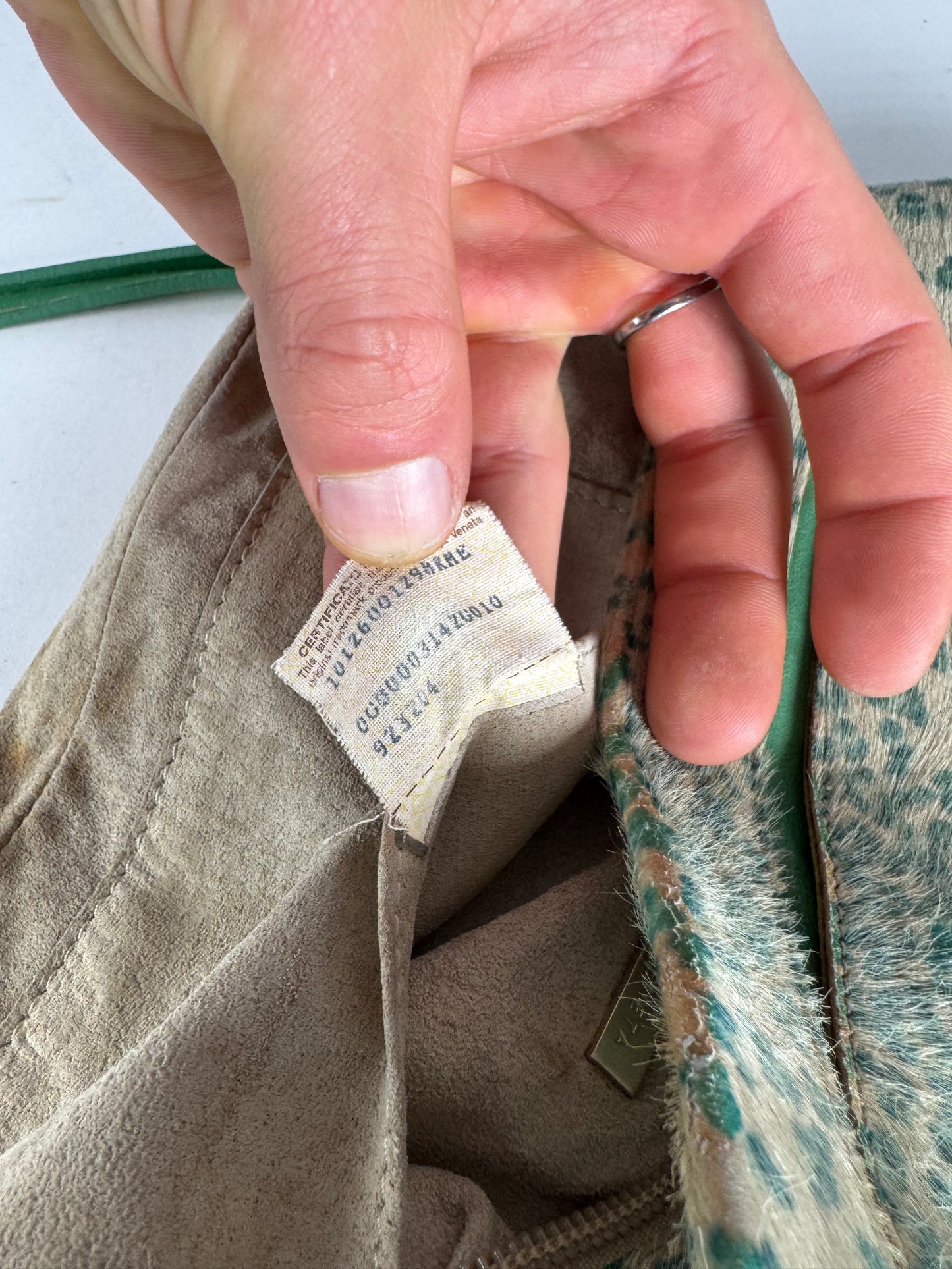 Vintage Bottega Veneta Campana Fur Baguette Bag beige/TURQUOISE