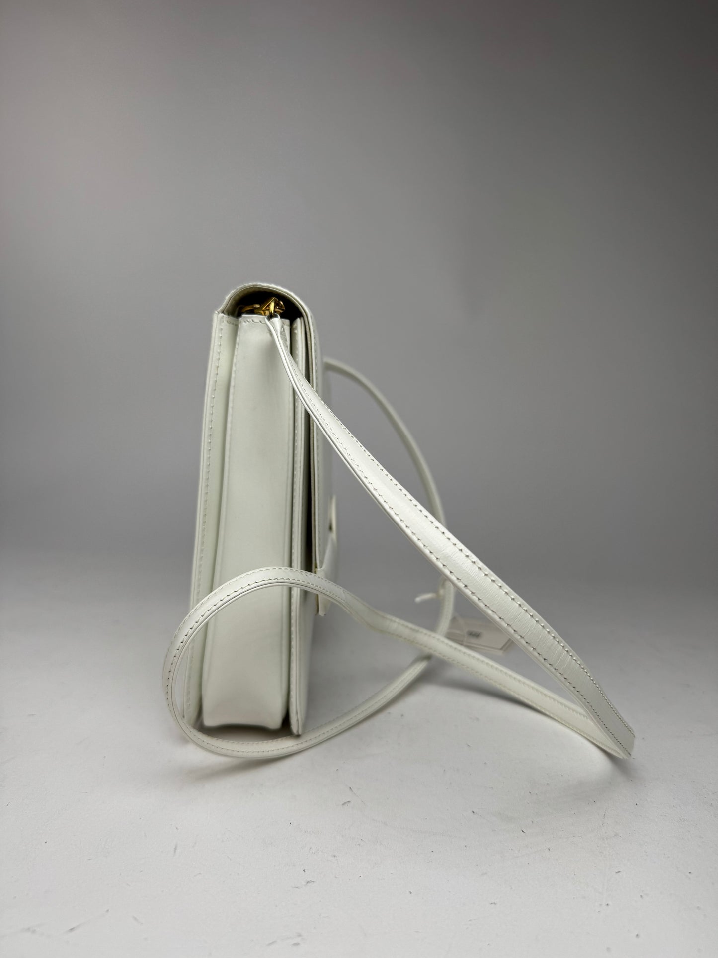 Vintage Givenchy 4G Bag Leather White