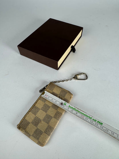 Vintage Louis Vuitton Keychain Card Holder Damier White