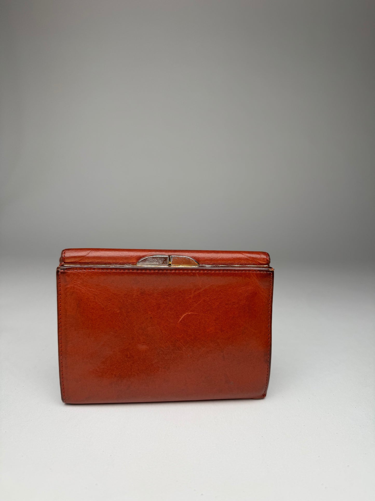 Vintage  Givenchy GV3 Leather Wallet Brown/Red