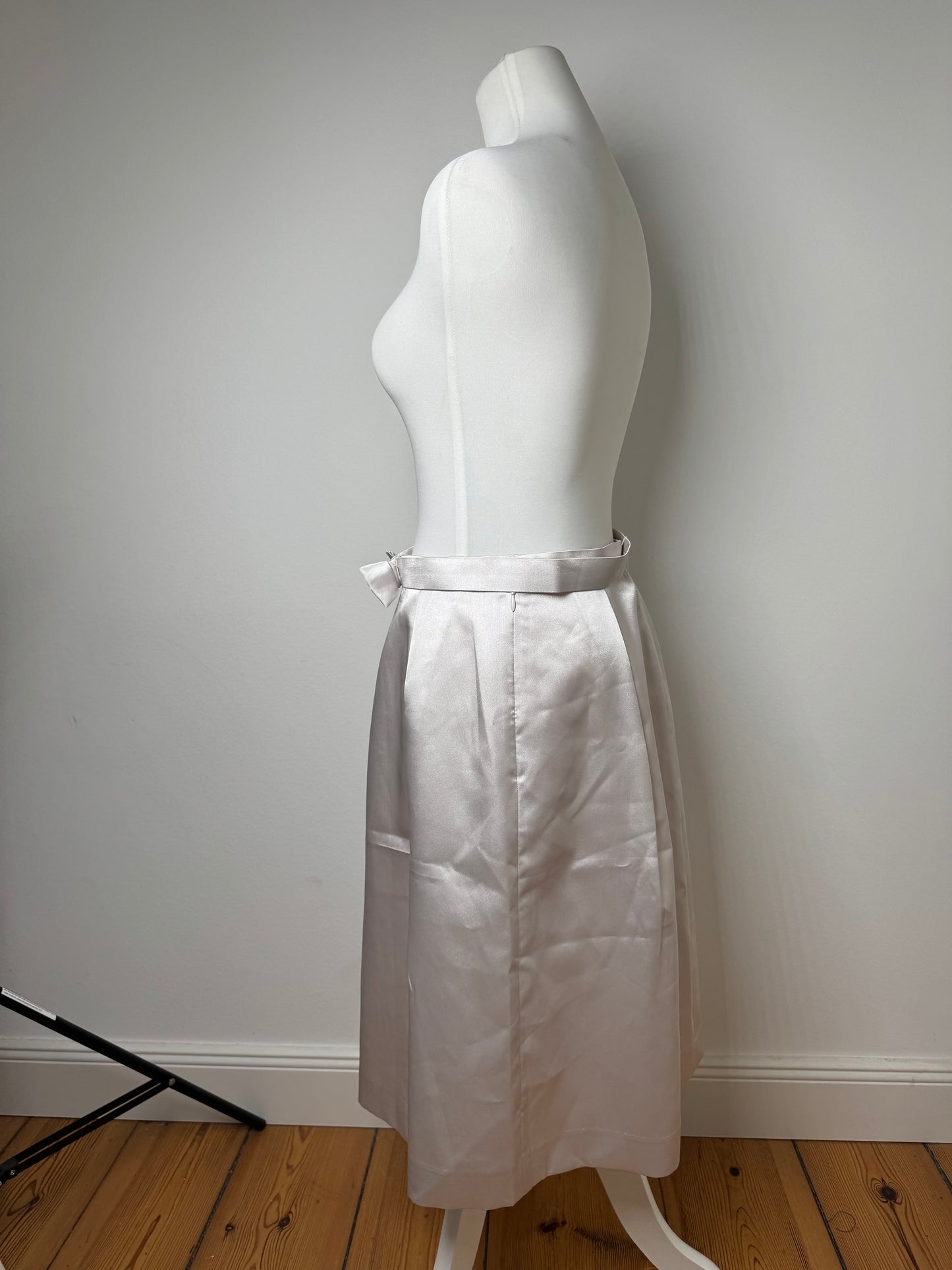 Vintage Courreges Paris Pearl Skirt 38/M