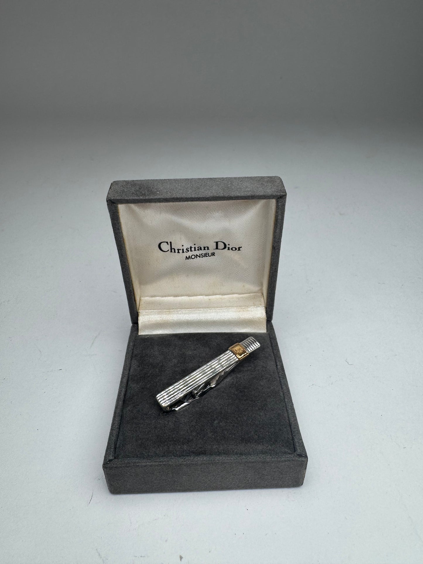 Vintage Money / Tie steel Clamp Silver