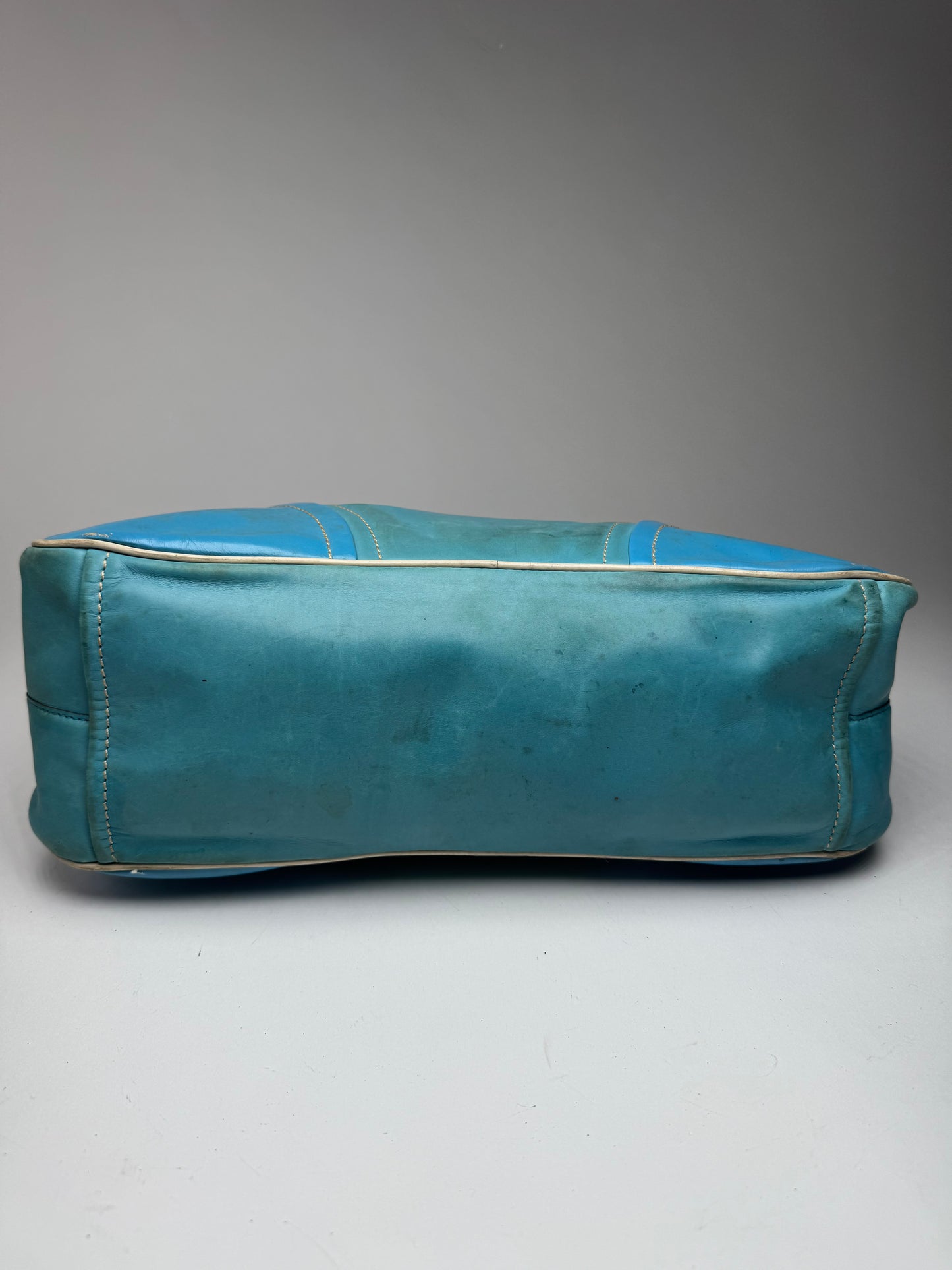 Sac bowling vintage en cuir Prada bleu