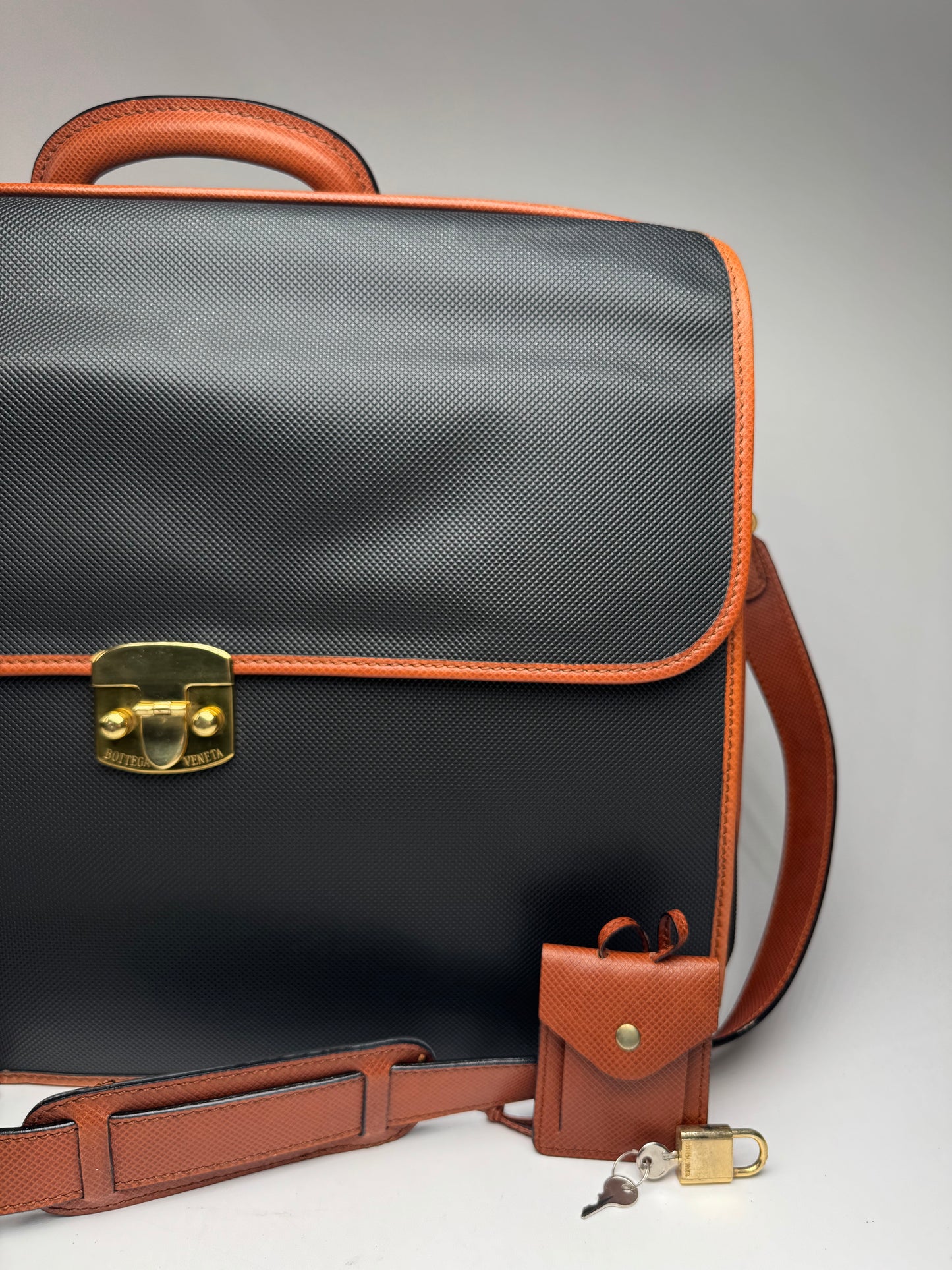 Vintage Bottega Veneta leather Suitcase black / Brown