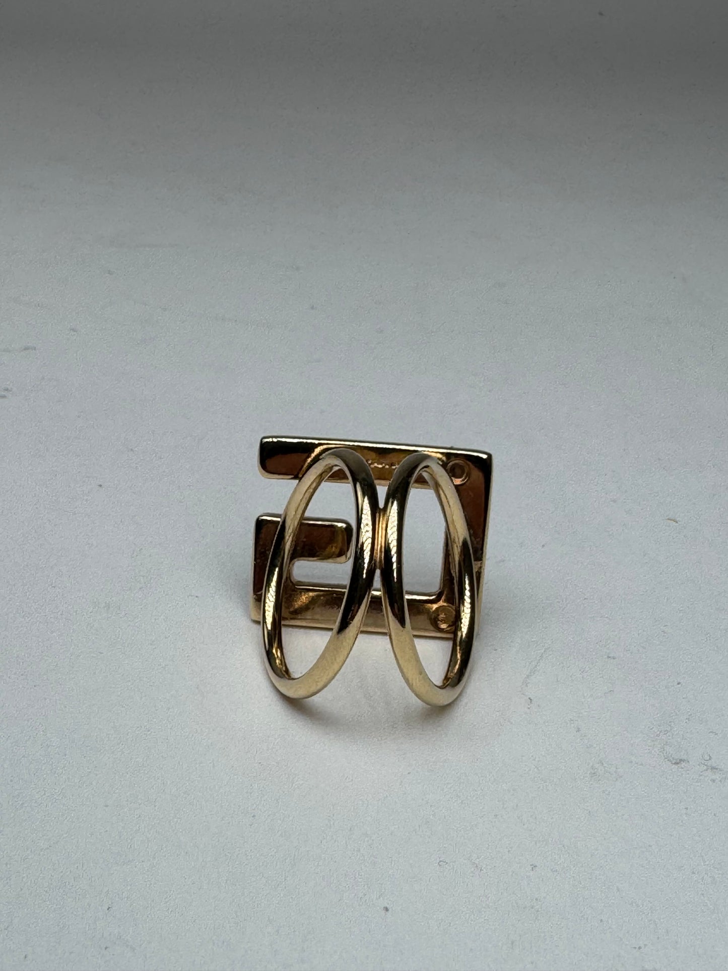 Bague Gucci G vintage en acier doré