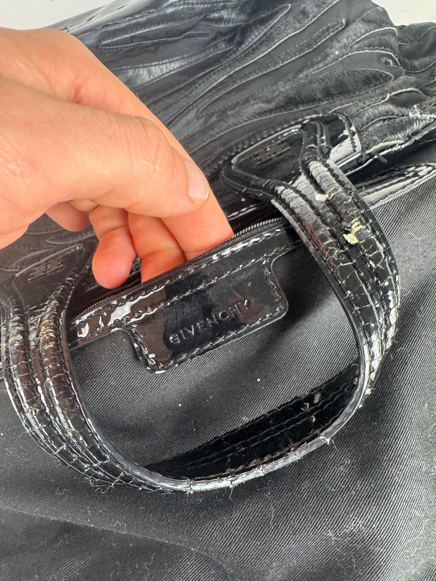 Sac vintage en cuir verni et fourrure Nightindale de Givenchy, noir