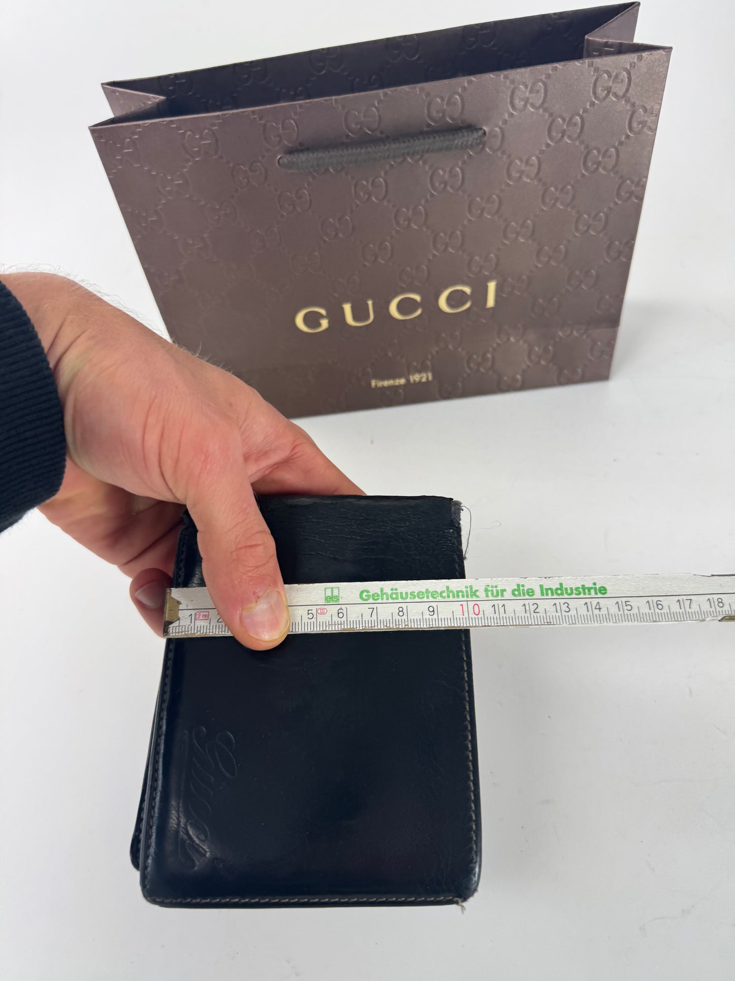 Vintage Gucci foldable Leather Wallet black