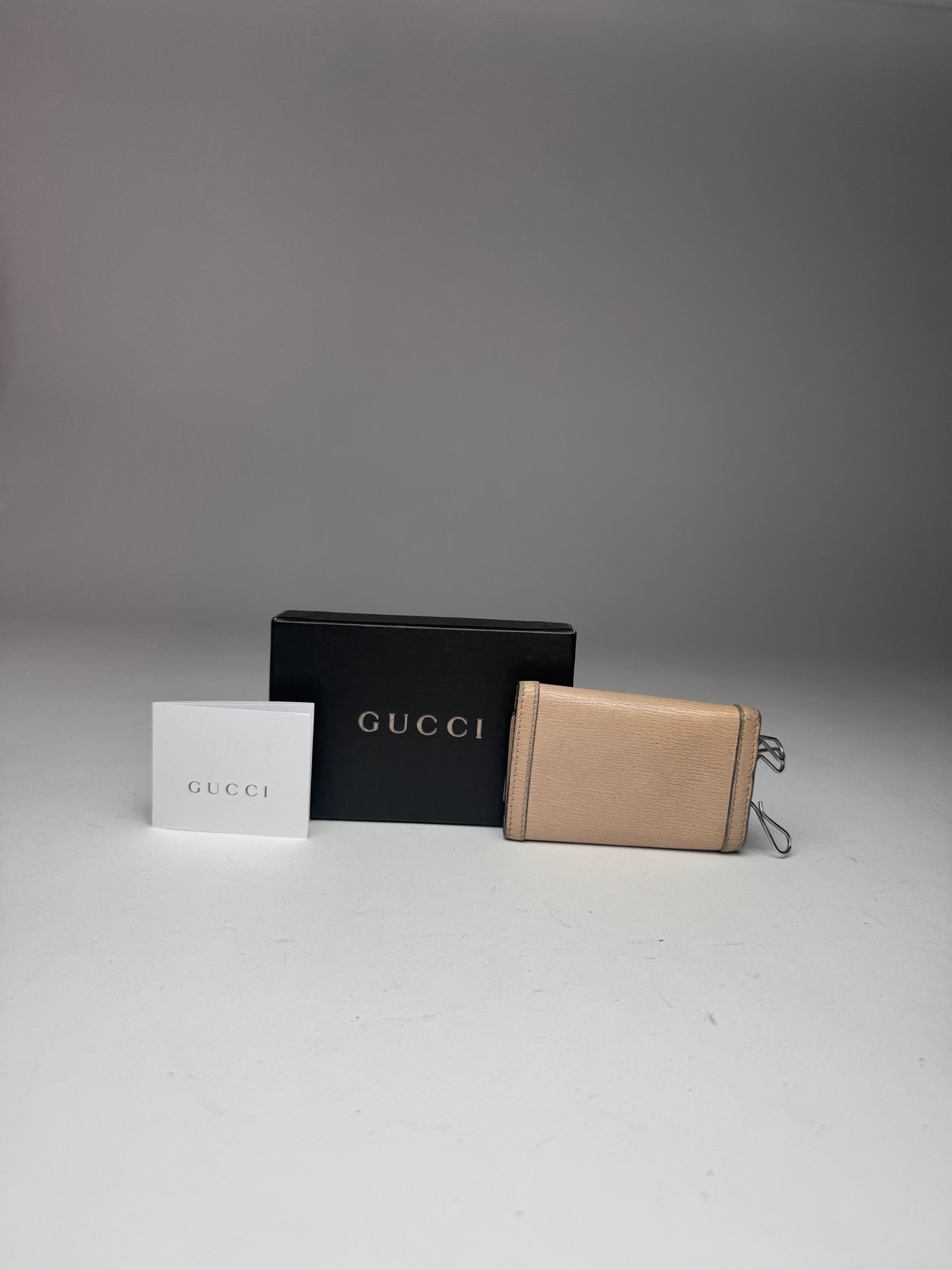 Vintage Gucci Leather Key Holder Rose / beige