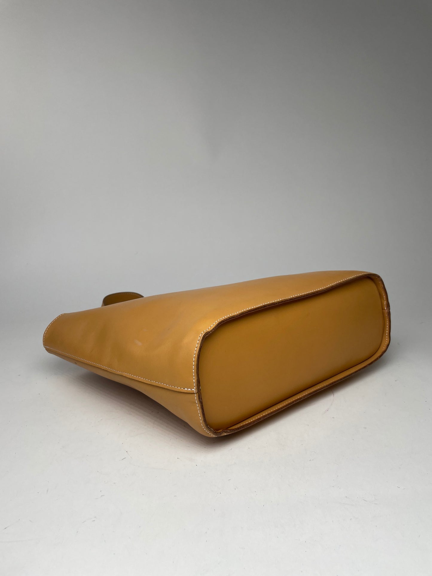 Vintage Courreges Paris Leather shopper Bag Kamel