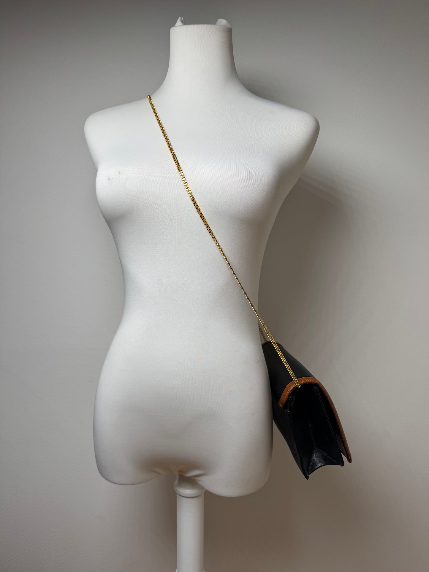 Vintage Givenchy 4G Leather Bag Black Brown