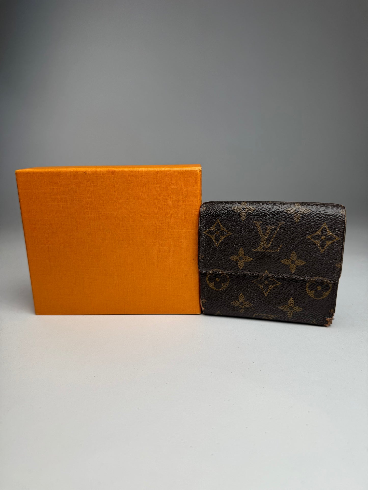 Vintage Louis Vuitton Monogram Dauphine monogram leather wallet