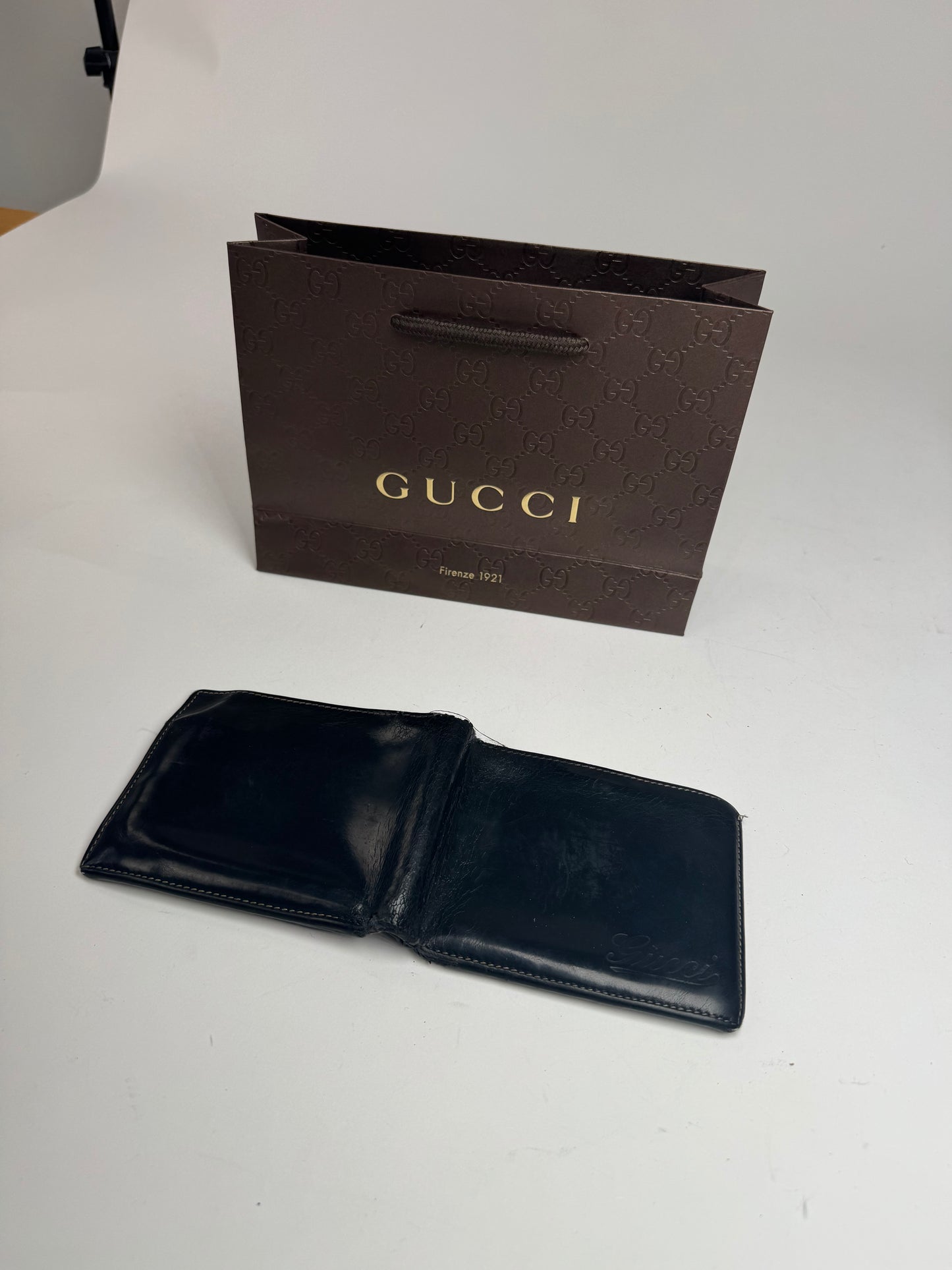Vintage Gucci foldable Leather Wallet black