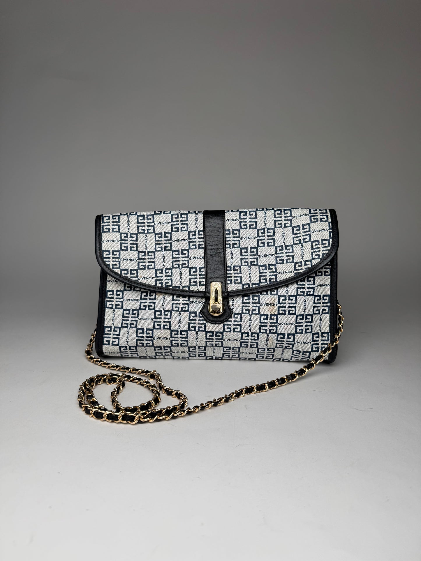 Vintage Givenchy Paris 4G Monogramm Leather Bag