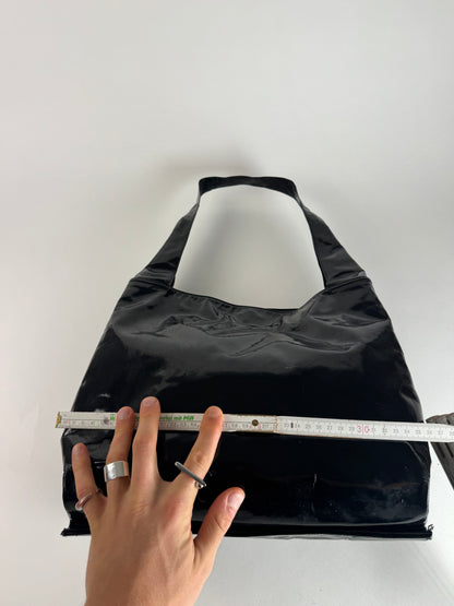 Vintage Gucci Tom Ford Patent Leather Shoulder Bag Black