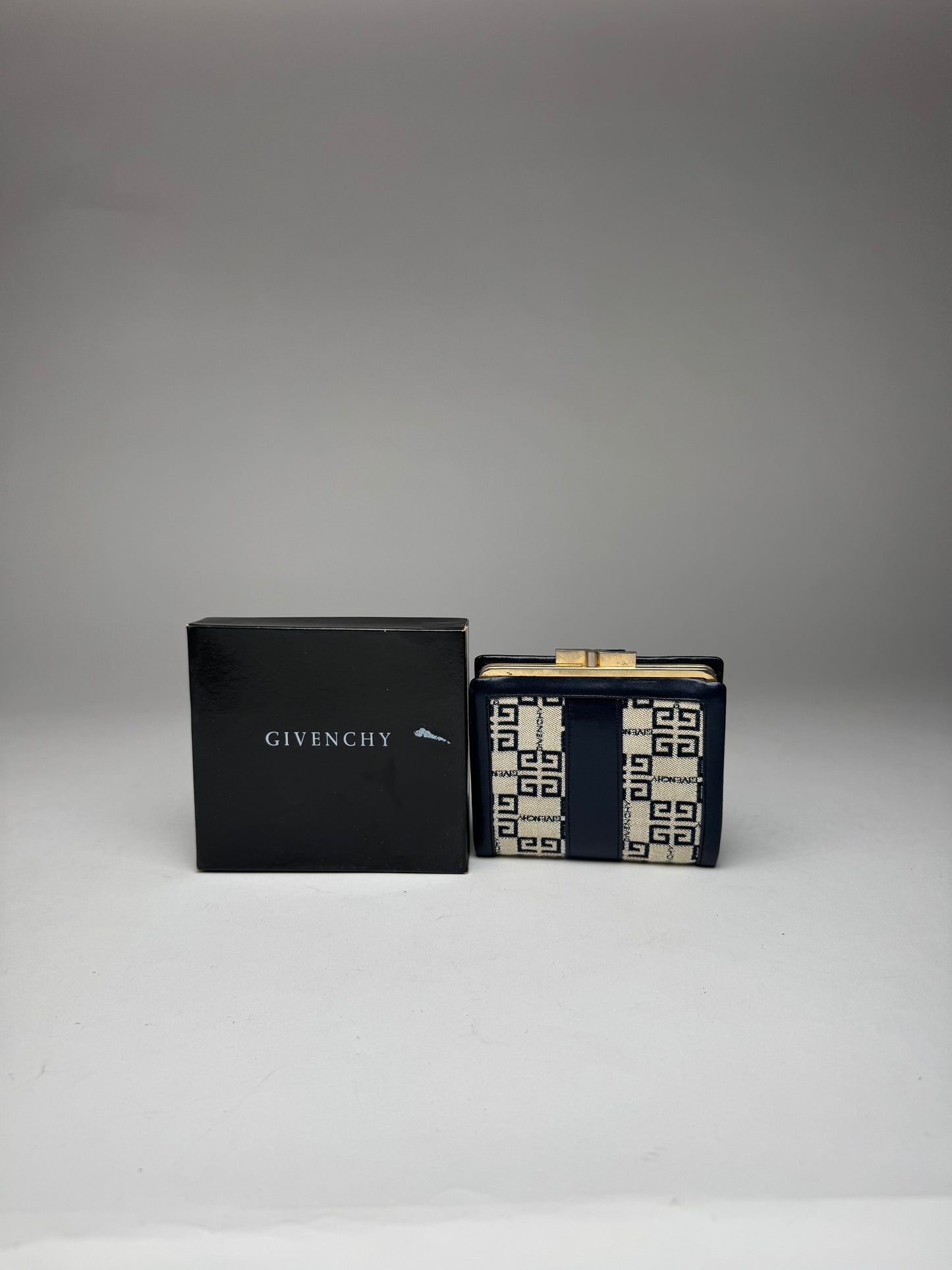 Vintage Givenchy GV3 monogram Leather Wallet marine white