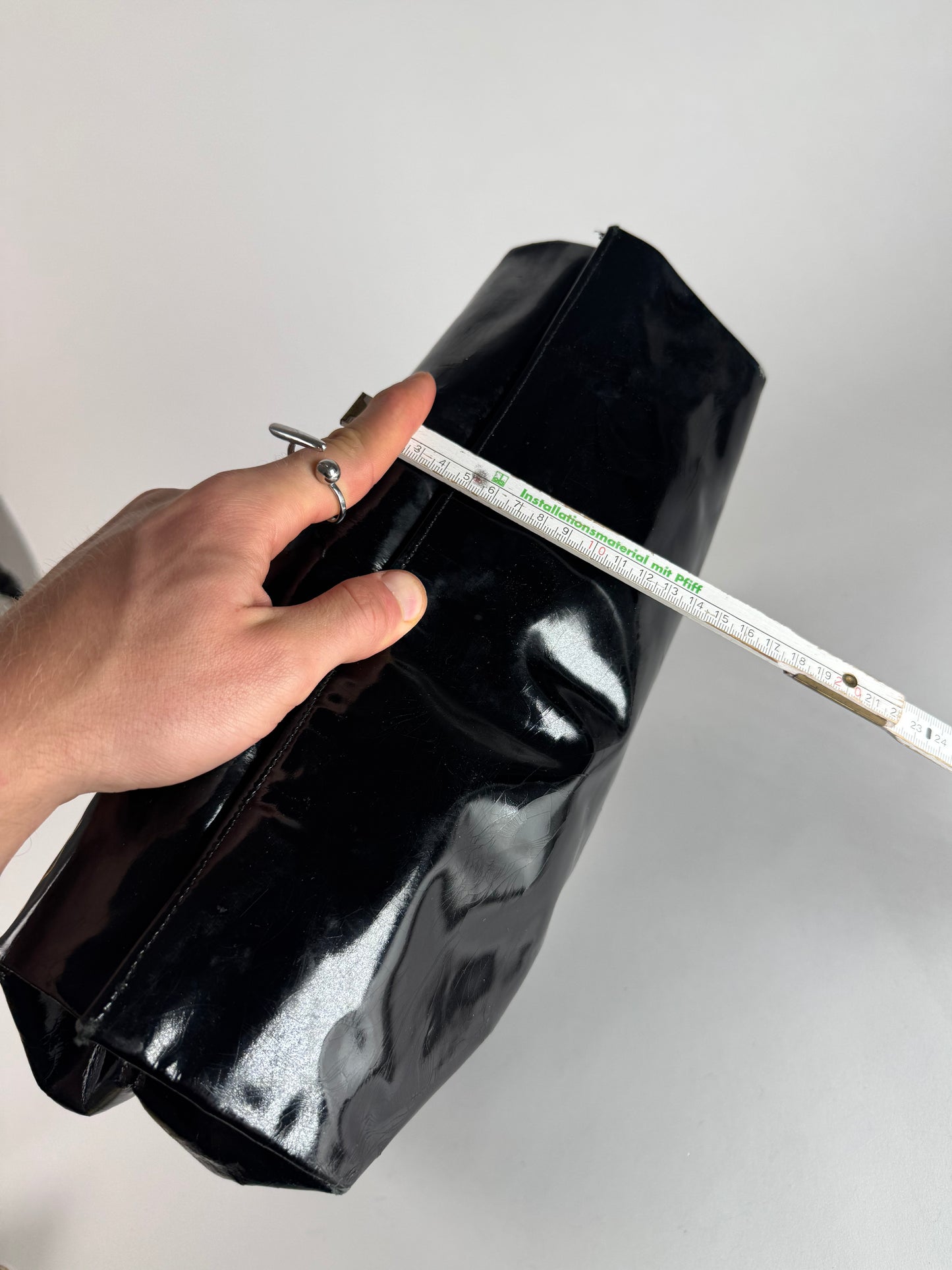 Vintage Gucci Tom Ford Patent Leather Shoulder Bag Black