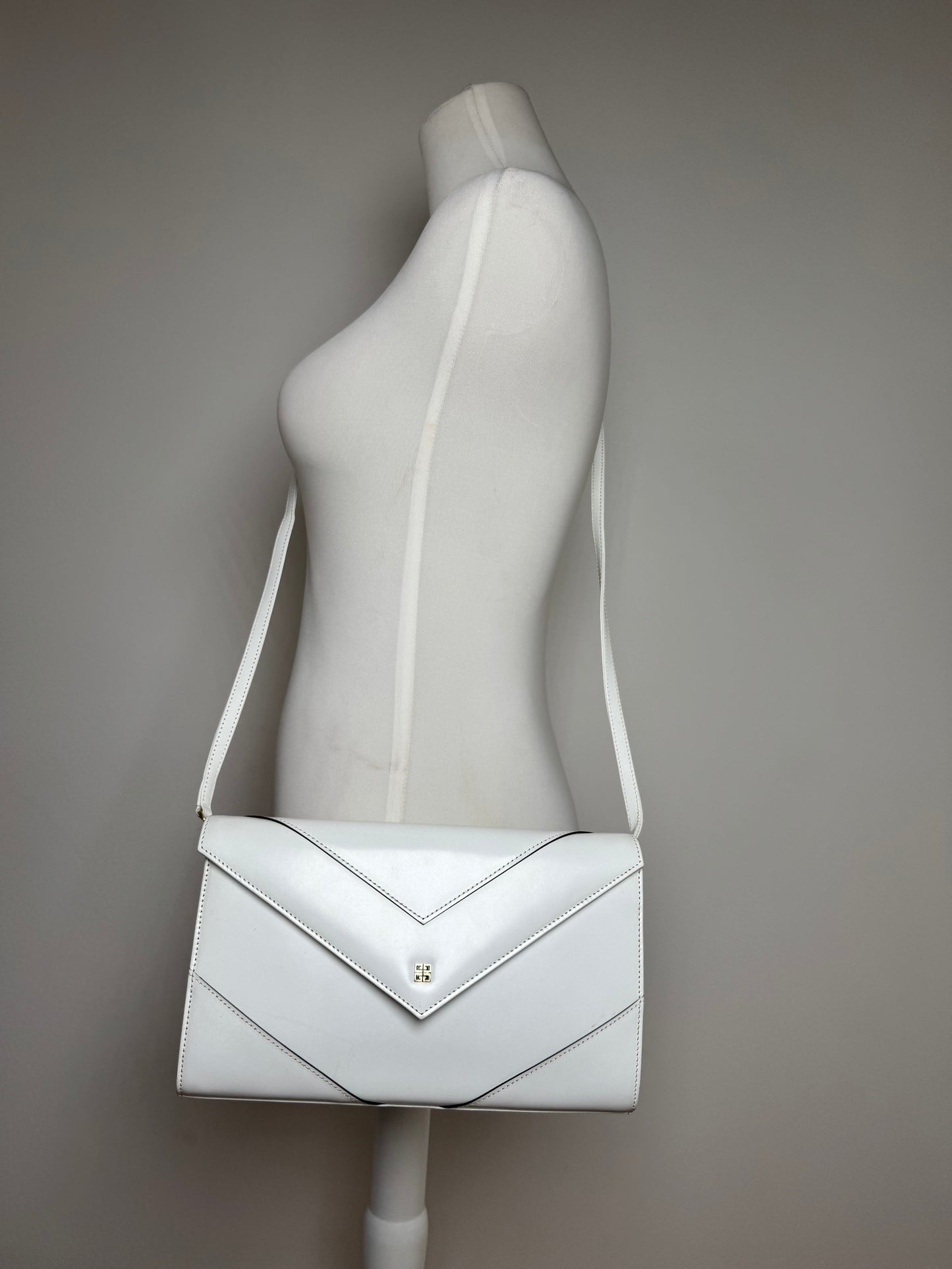 Vintage  Givenchy 4G Leather Bag White