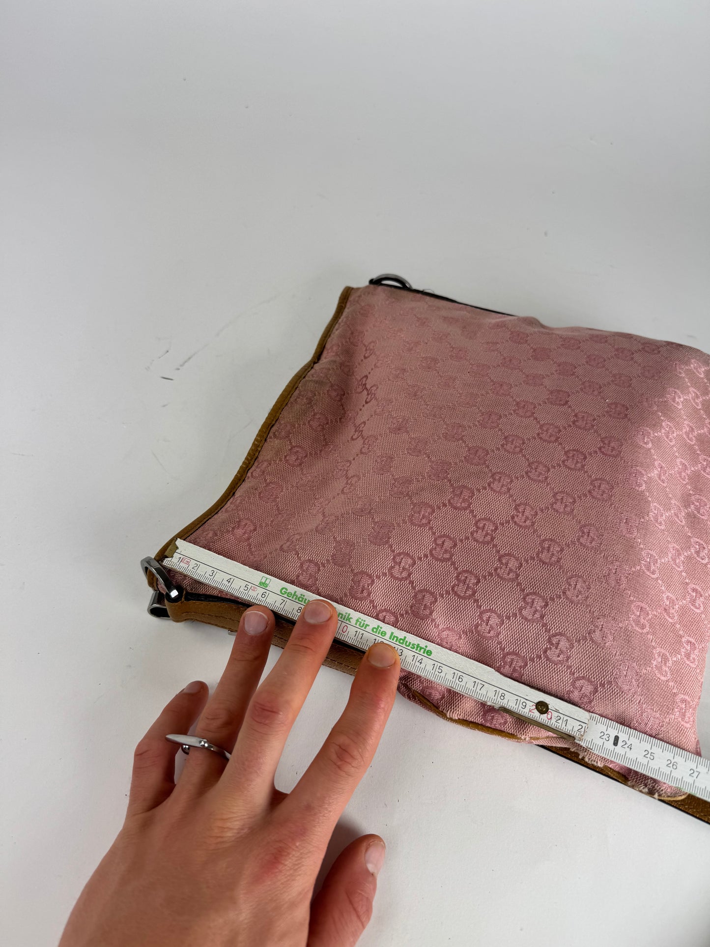 Vintage Gucci Monogram Shoulder Bag pink