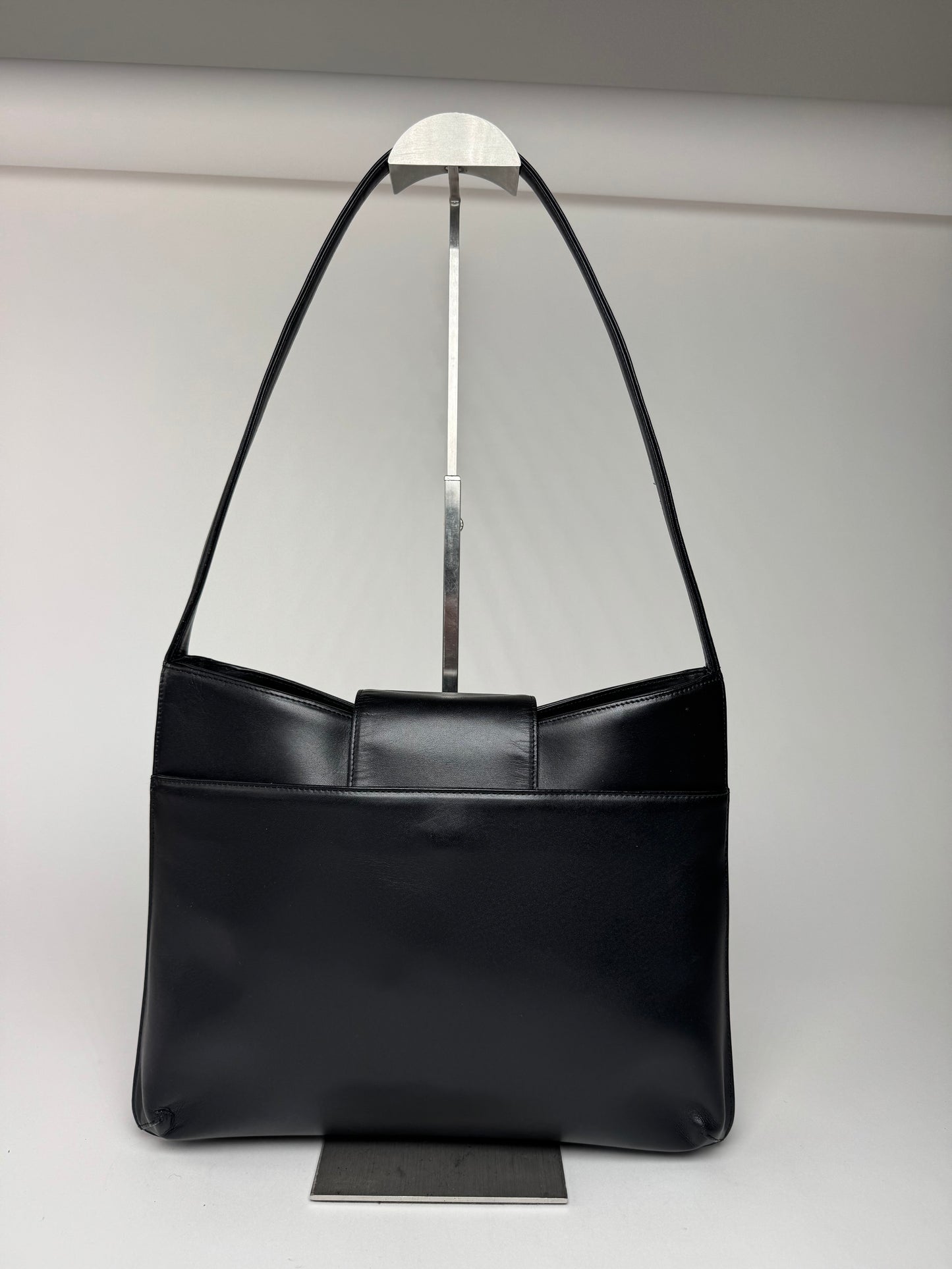 Vintage Givenchy Whip leather Bag black