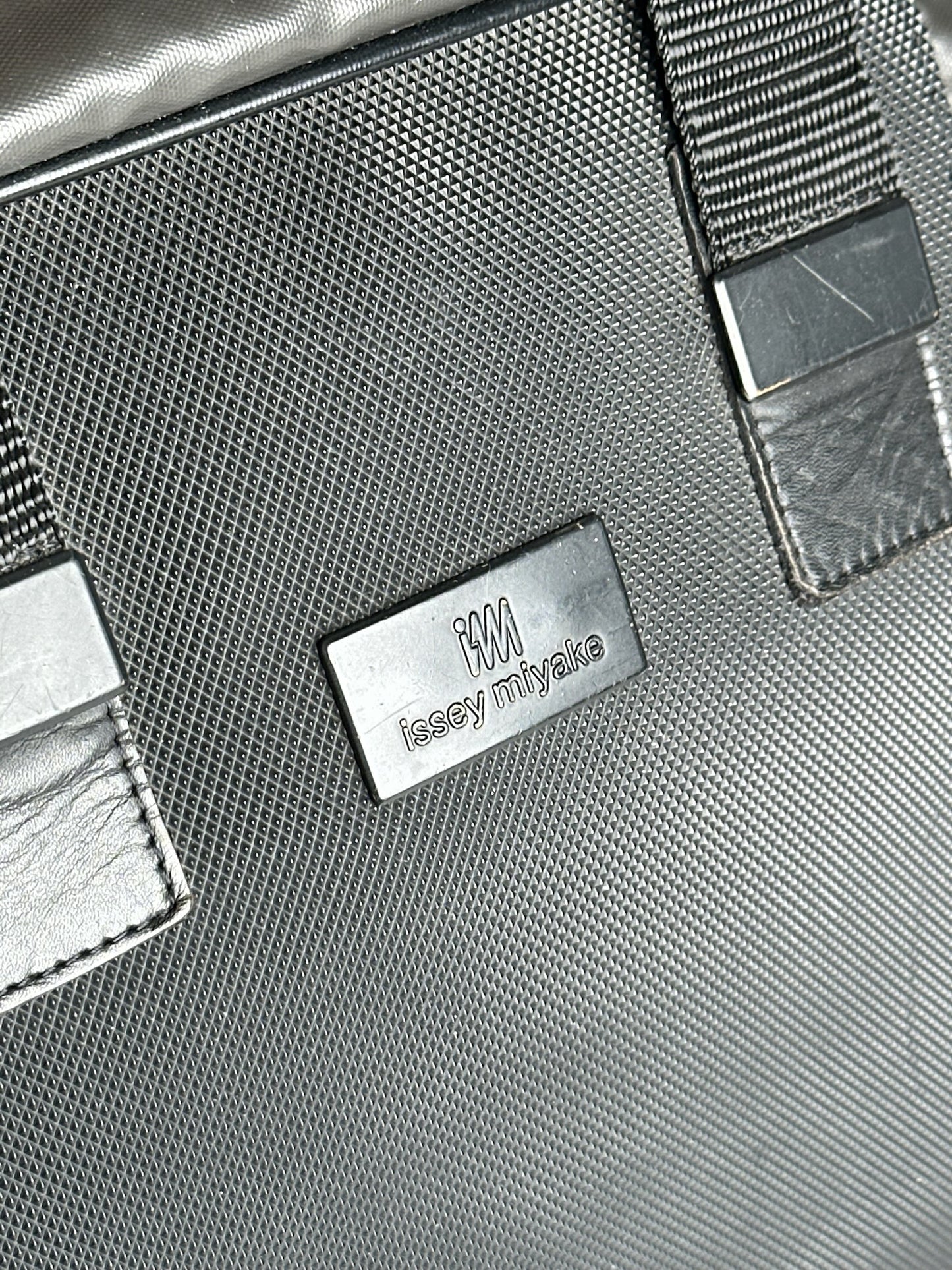 Sac de voyage vintage Issey Miyake