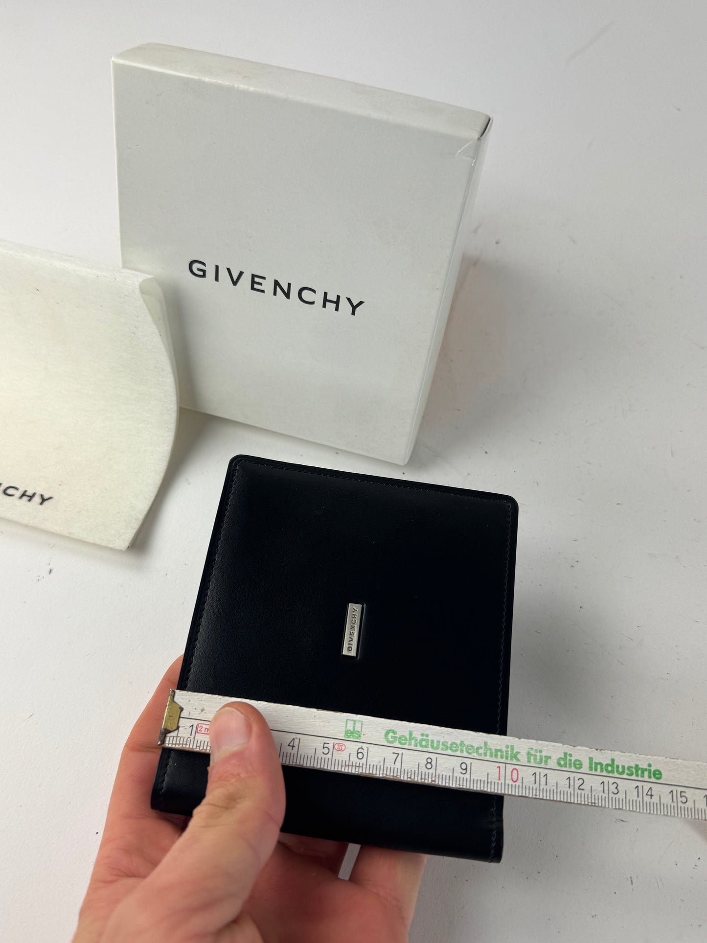 Vintage Givenchy Flapable Leather Card Holder / Wallet black