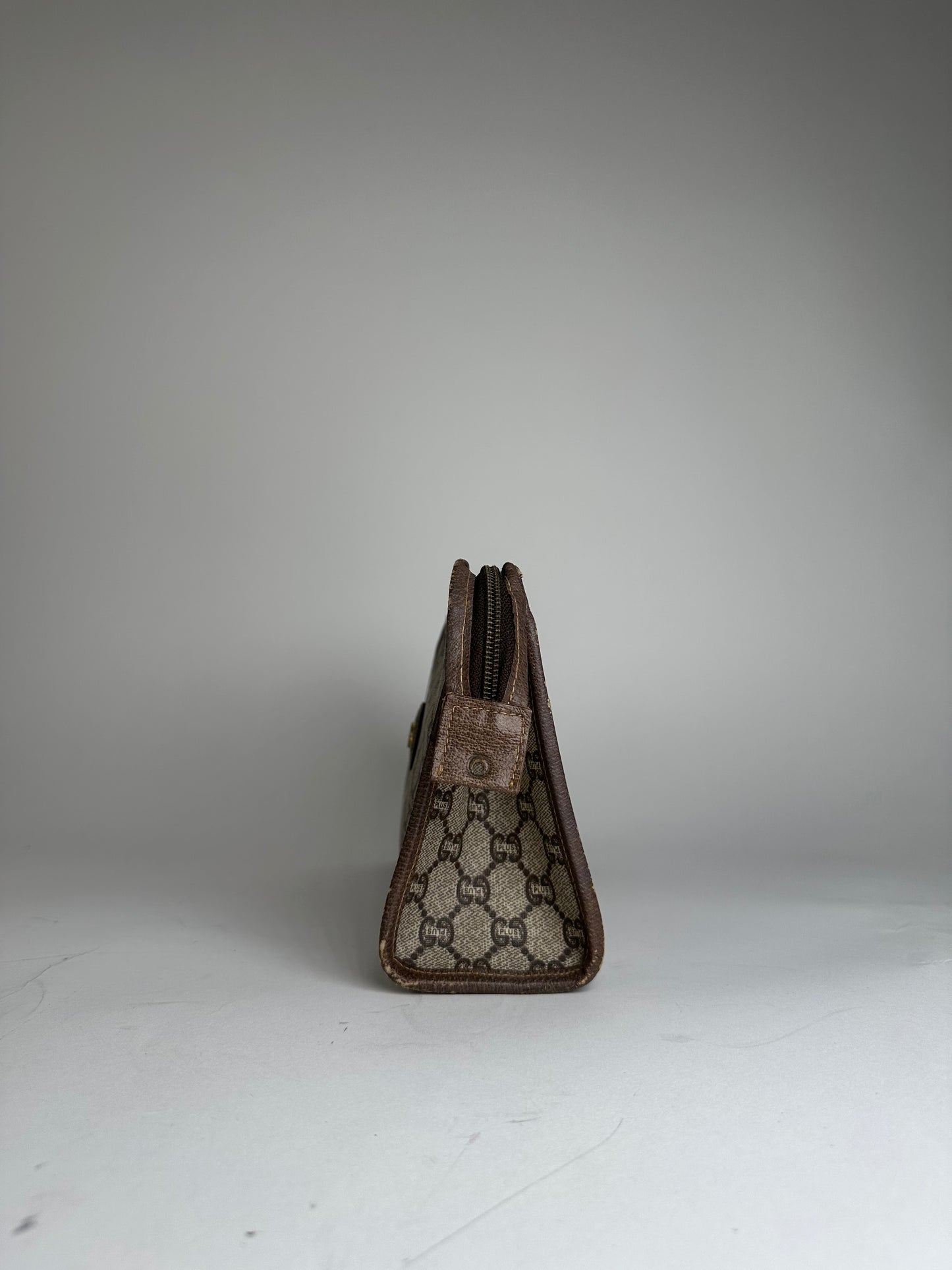 Vintage Gucci Leather Clutch Grey Brown