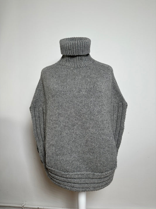 Vintage Gucci Wool Poncho Grey M