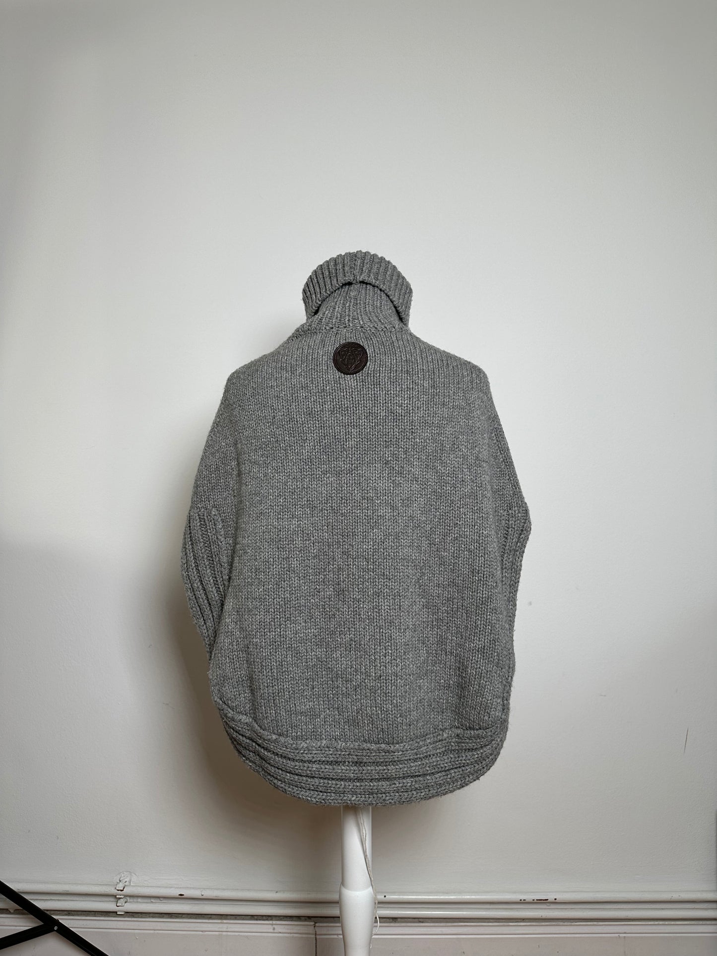 Vintage Gucci Wool Poncho Grey M