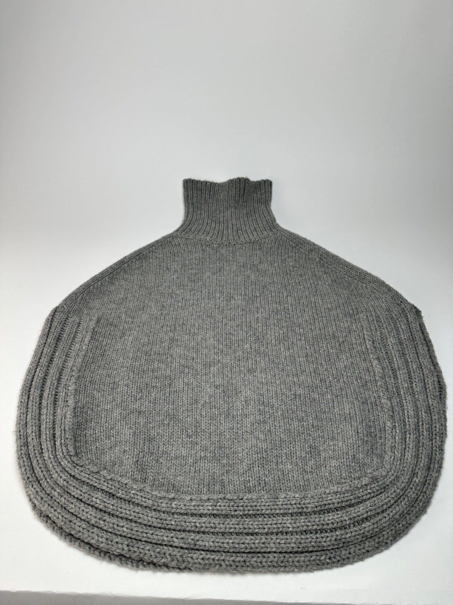 Vintage Gucci Wool Poncho Grey M