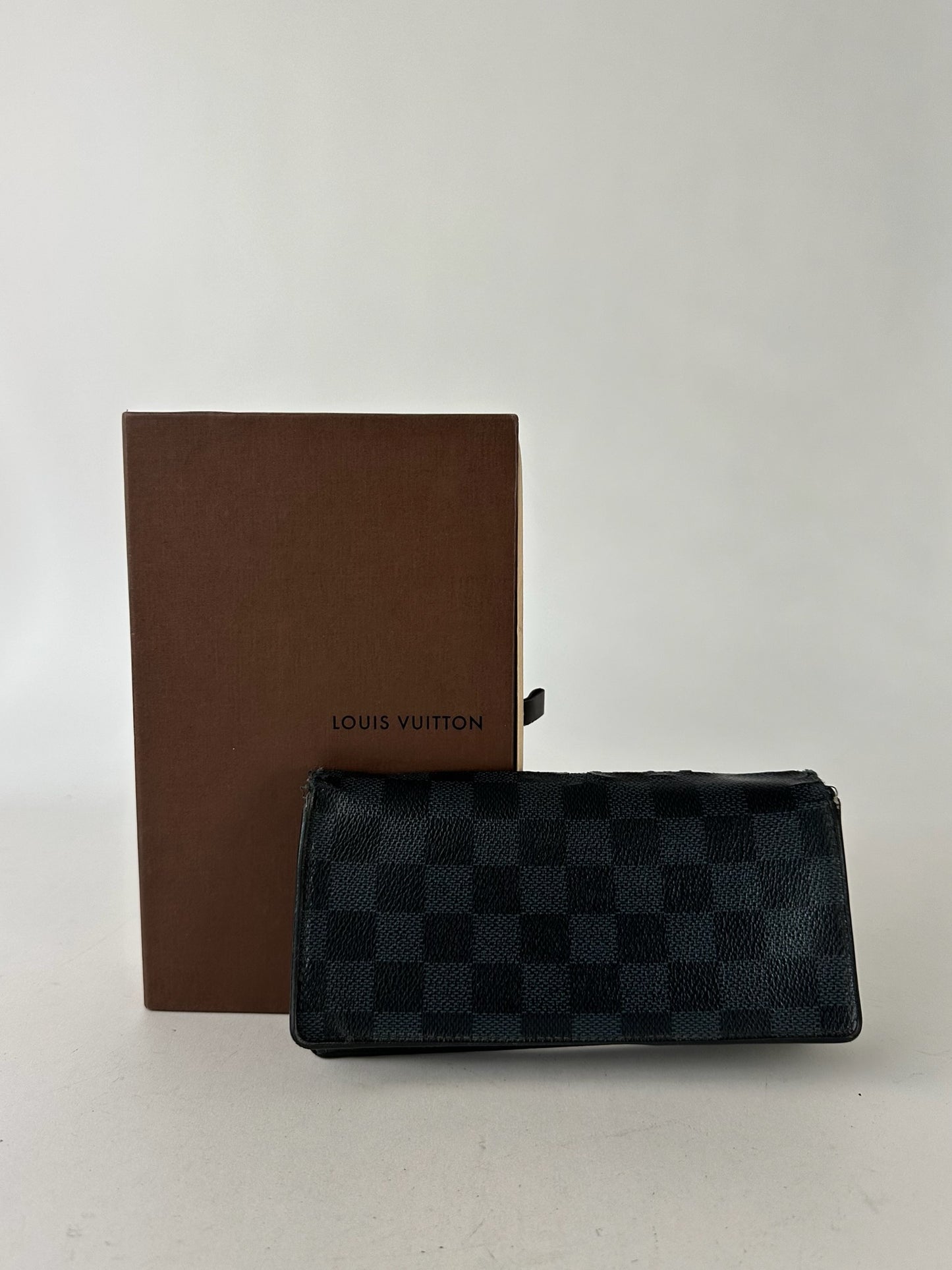 Vintage Louis Vuitton Damier Monogram ID Holder