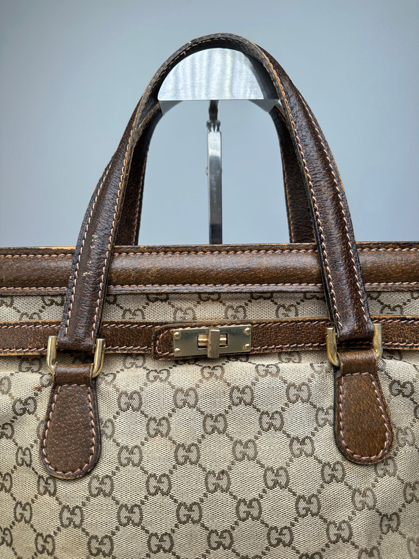 Vintage Gucci GG Supreme Chain Shoulder Bag Beige Brown
