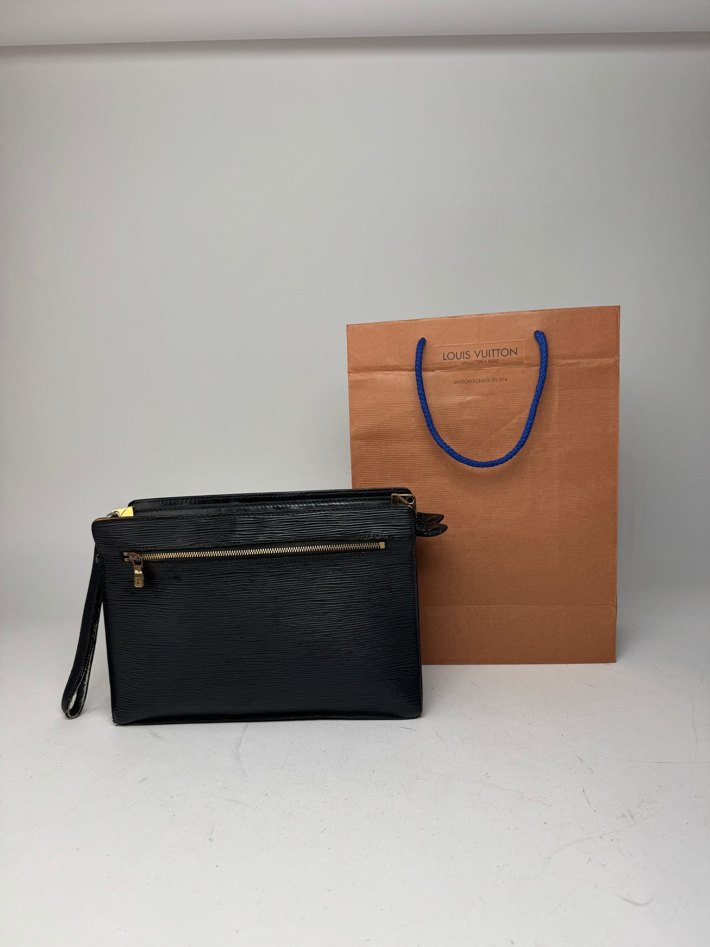 Vintage Louis Vuitton EPI Leather Clutch Black