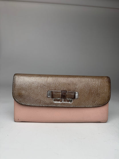 Portefeuille vintage en cuir Miu Miu beige argenté