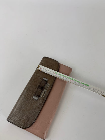 Portefeuille vintage en cuir Miu Miu beige argenté