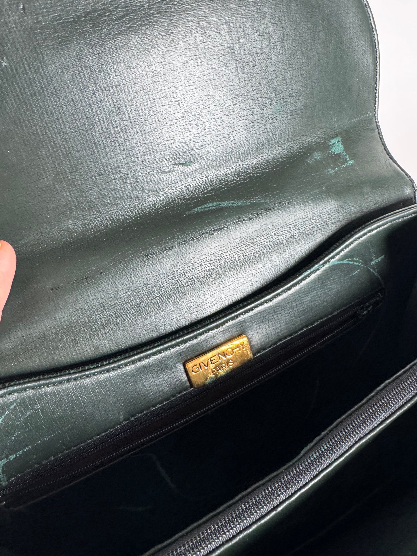 Sac vintage Givenchy 2Way en cuir peau de serpent vert