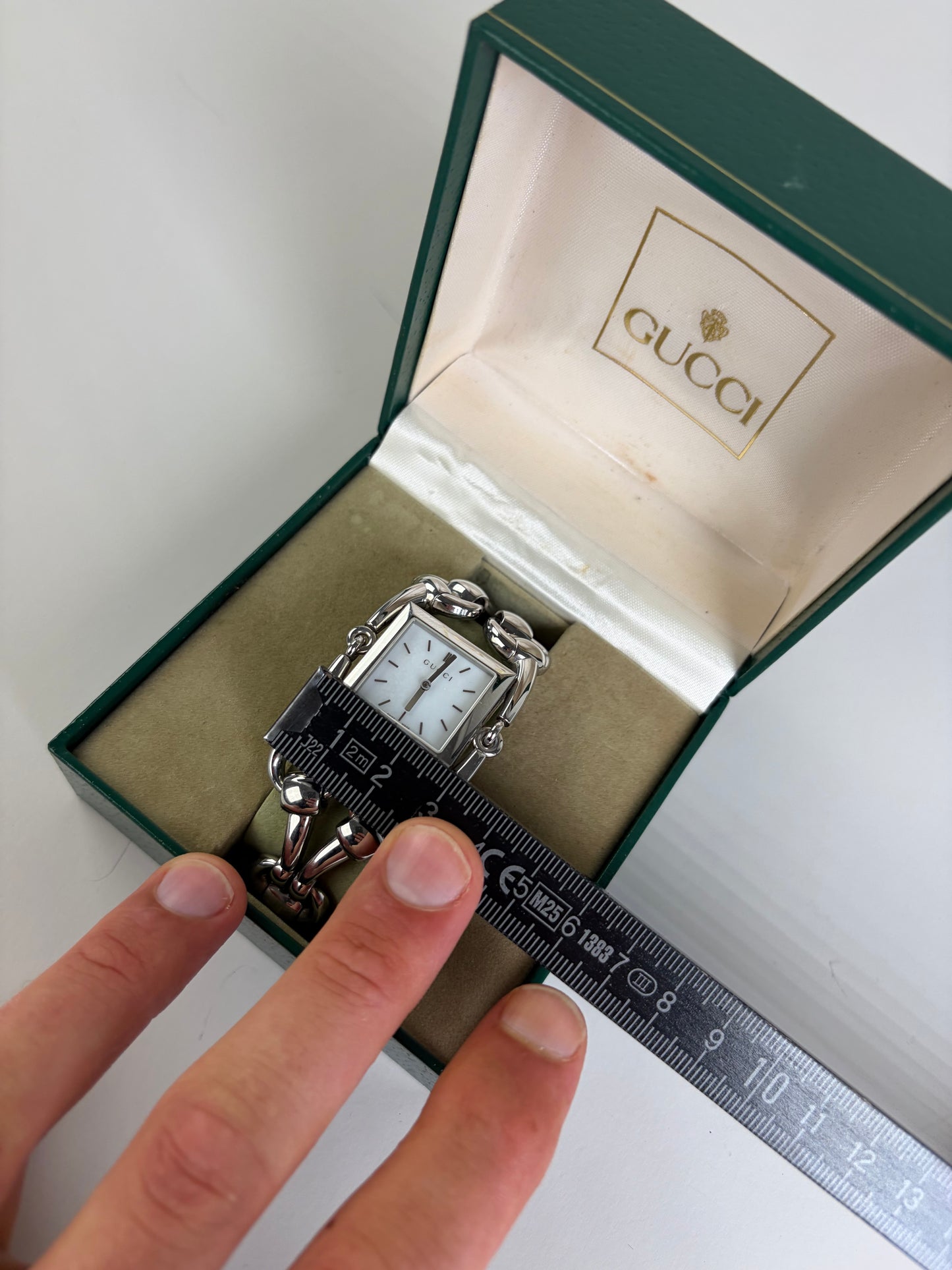 Vintage Gucci Stainless Steel Leather Strap Watch Silver