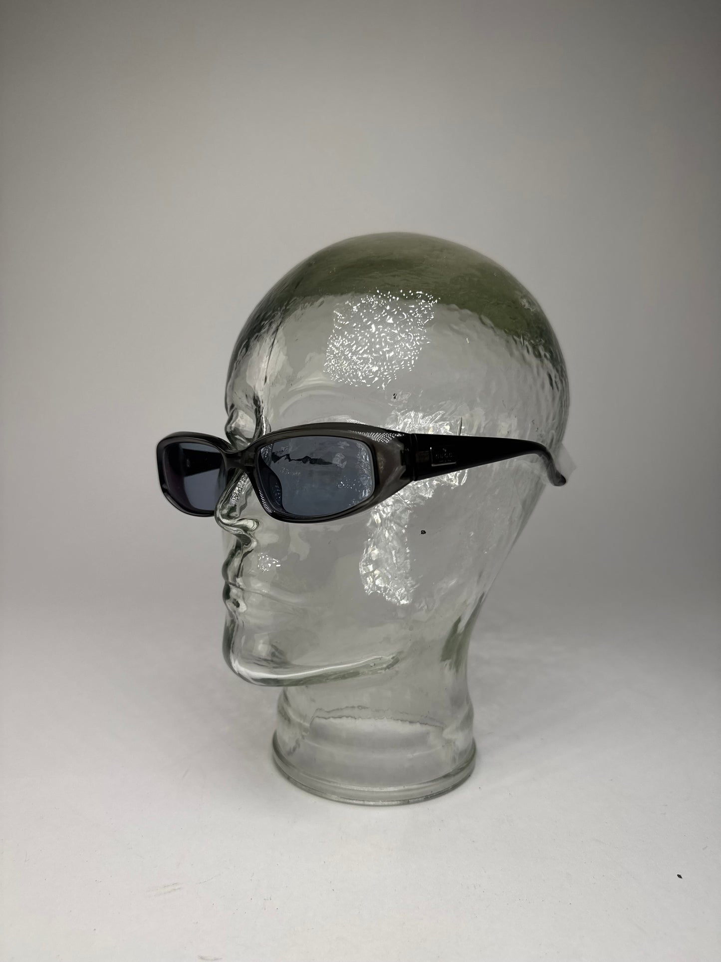 Vintage Gucci 2000s Sunglasses Blue